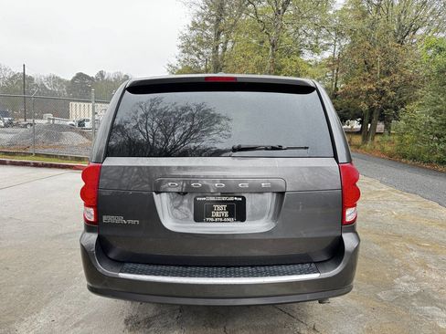 Used 2017 Dodge Grand Caravan SE w/ Power Window Group image 9