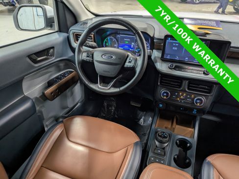 Certified 2022 Ford Maverick Lariat image 19