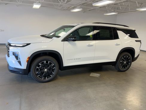New 2026 Chevrolet Traverse LT w/ Sun and Wheel Package image 18