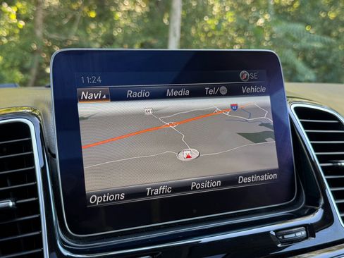 Used 2018 Mercedes-Benz GLE 350 4MATIC image 69