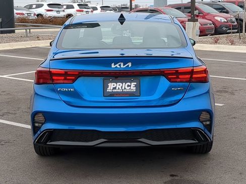 Used 2024 Kia Forte GT-Line w/ GT-Line Premium Package image 7