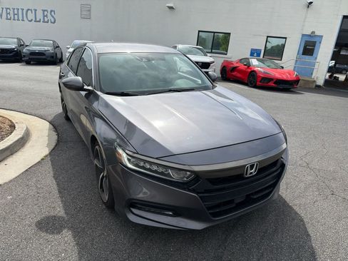 Used 2019 Honda Accord Sport image 14