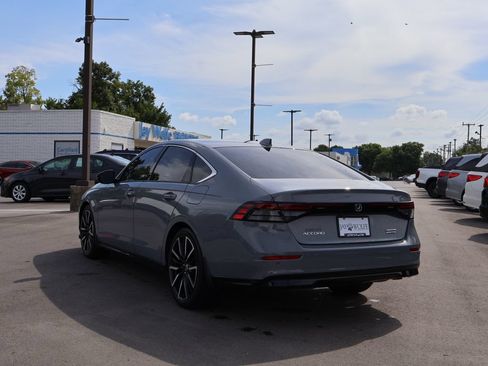 Used 2023 Honda Accord Touring image 5