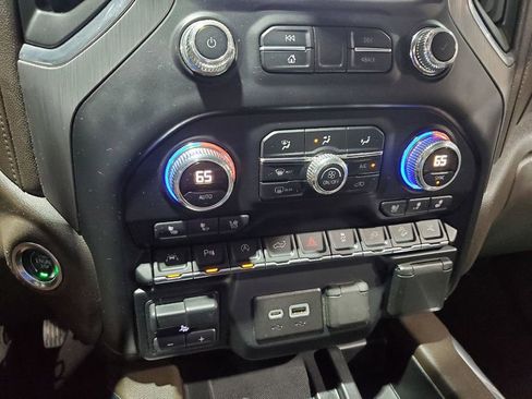 Used 2019 GMC Sierra 1500 Denali w/ Technology Package image 39