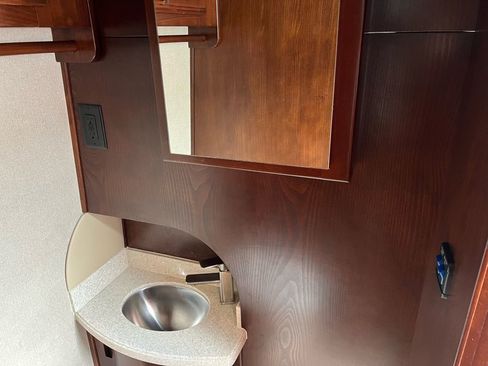 Used 2019 Mercedes-Benz Sprinter 170 image 28