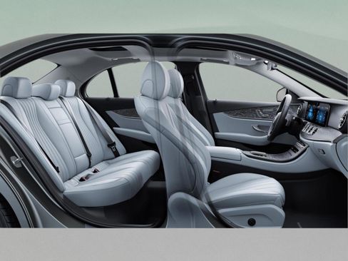 Used 2023 Mercedes-Benz E 350 Sedan image 31