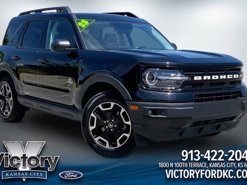 Used 2023 Ford Bronco Sport Outer Banks AWD/4WD image 1