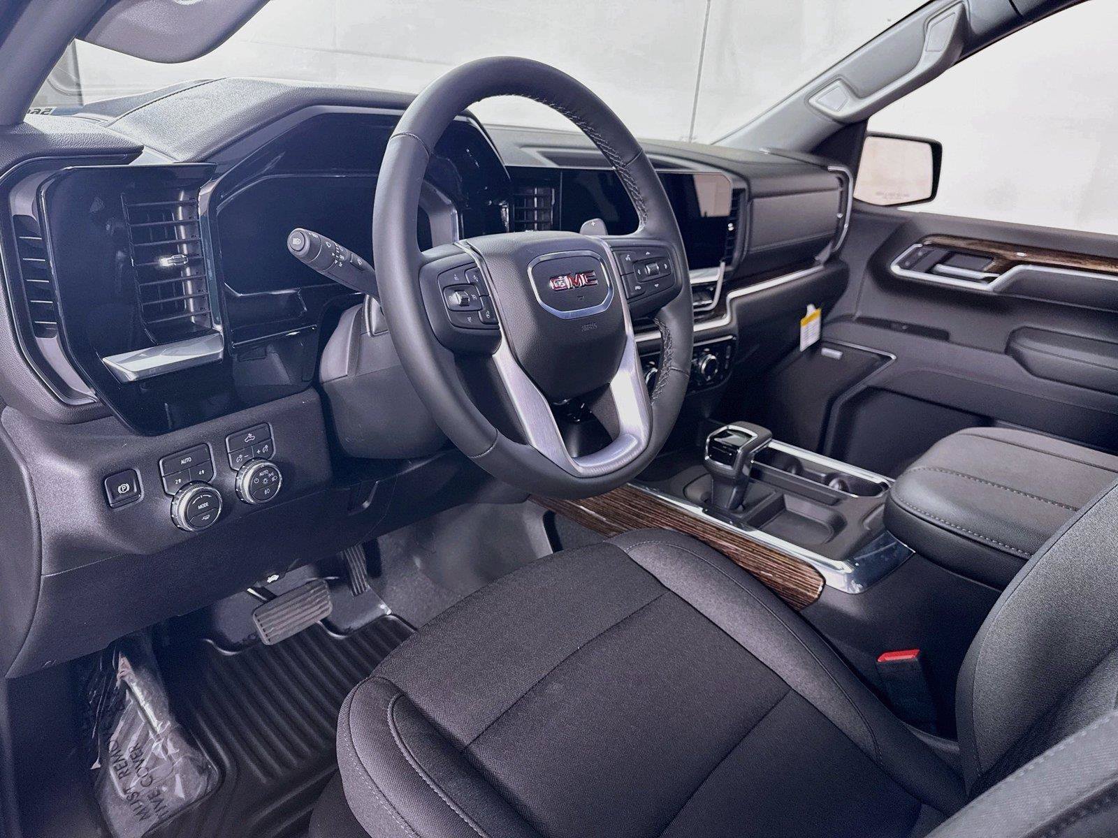 New 2026 GMC Sierra 1500 Elevation w/ Preferred Package AWD/4WD image 3