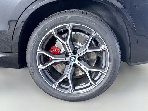 New 2026 BMW X5 xDrive50e w/ M Sport Package image 33