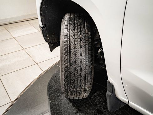 Used 2022 Chevrolet Silverado 1500 W/T w/ WT Value Package image 37