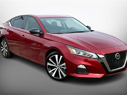 Used 2022 Nissan Altima 2.5 SR