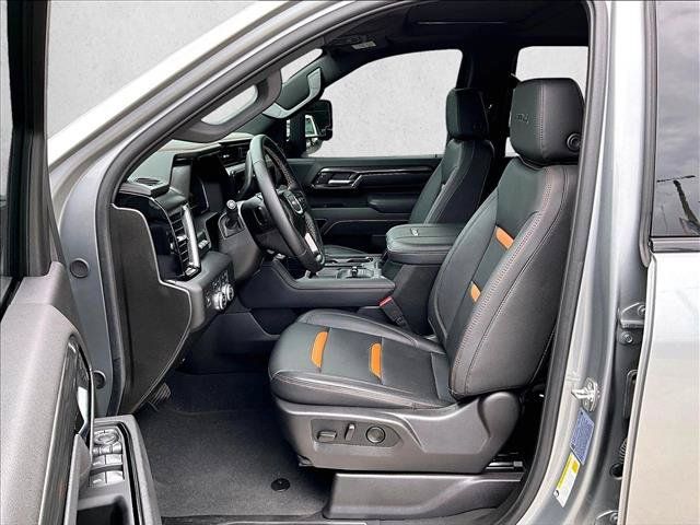Used 2025 GMC Sierra 2500 AT4 w/ AT4 Premium Plus Package AWD/4WD image 27
