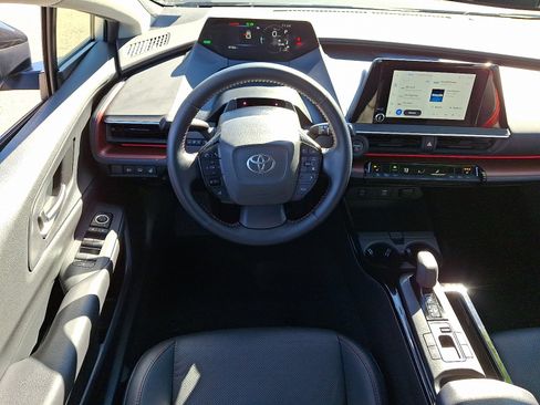 Certified 2023 Toyota Prius Prime XSE image 12