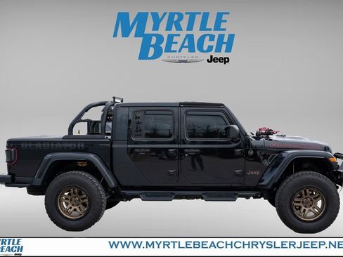 Used 2023 Jeep Gladiator Rubicon w/ Cold Weather Group image 7