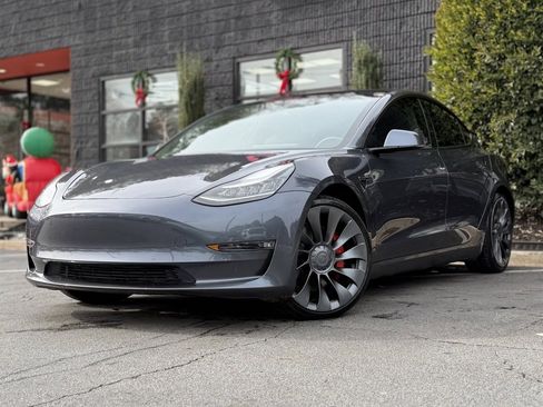 Used 2021 Tesla Model 3 Performance image 2