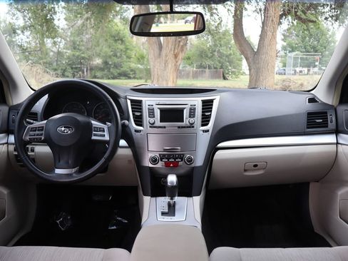 Used 2014 Subaru Outback 2.5i Premium AWD/4WD image 16