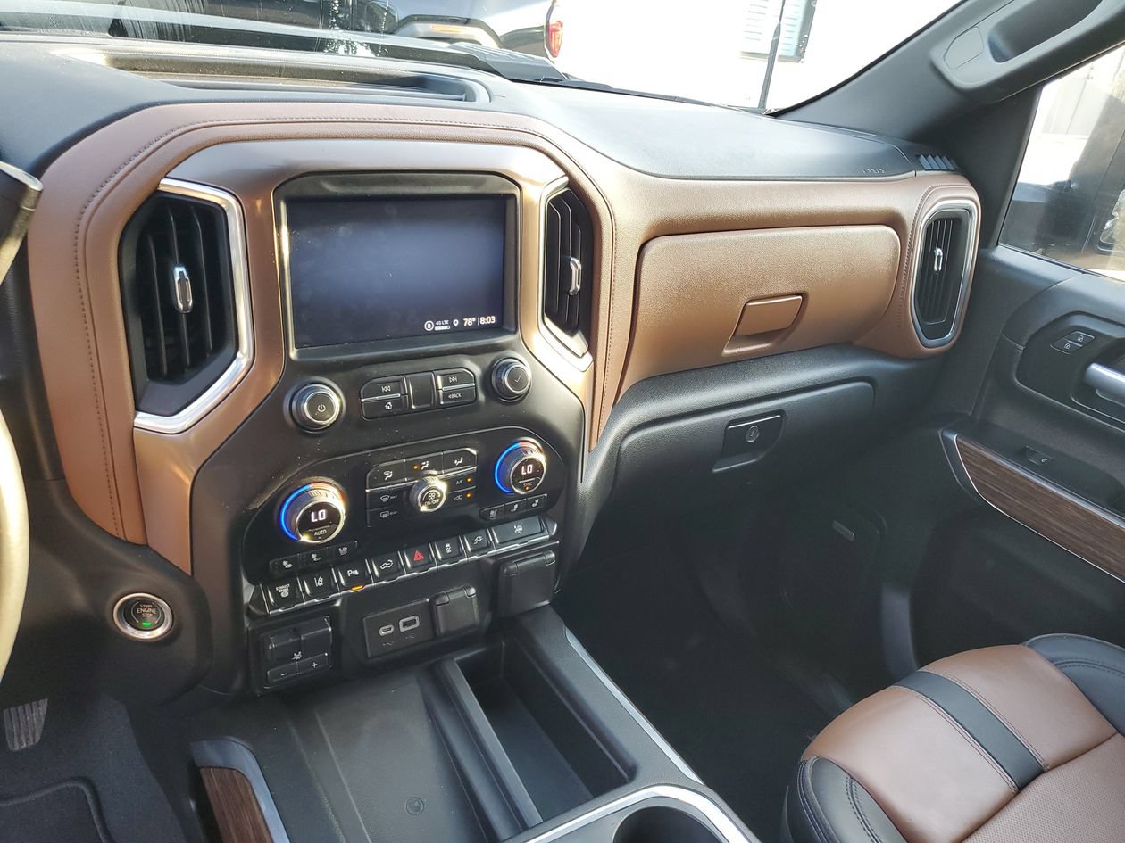 Used 2021 Chevrolet Silverado 3500 High Country w/ Technology Package AWD/4WD image 28