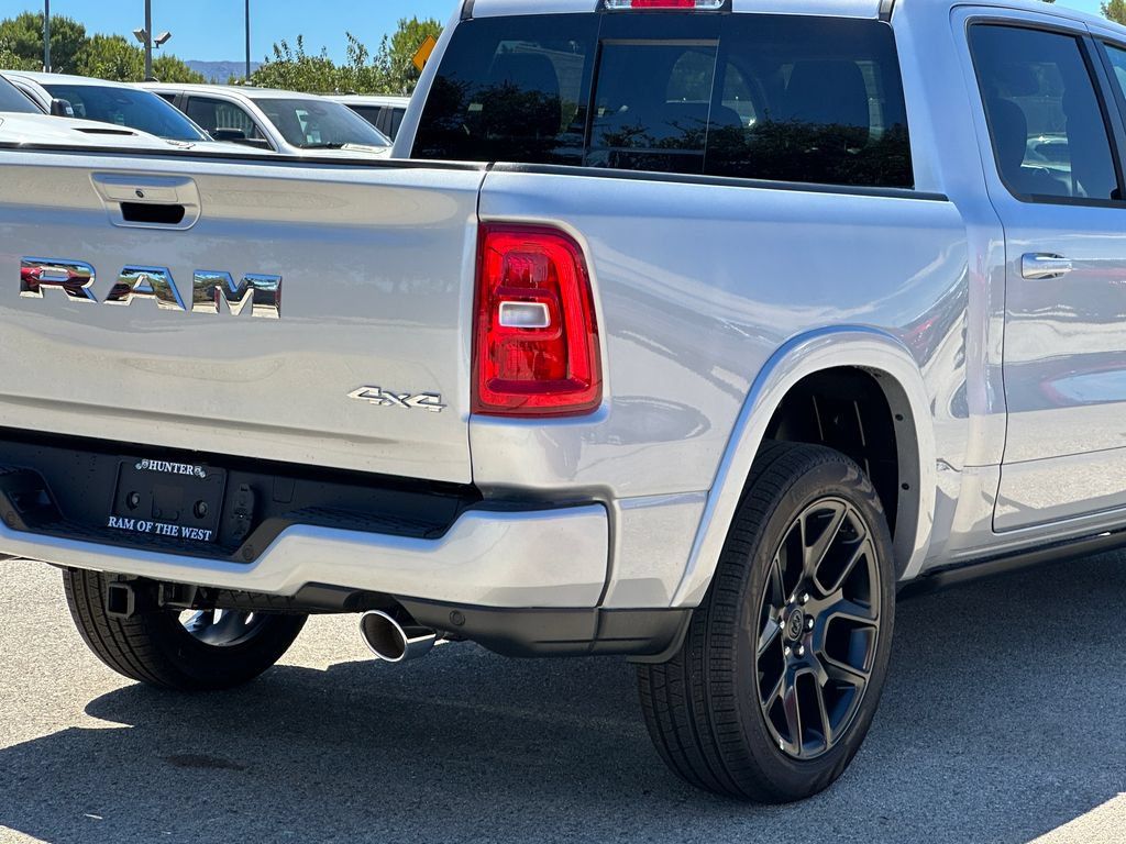 New 2026 RAM 1500 Laramie w/ Laramie Preferred Package AWD/4WD image 8