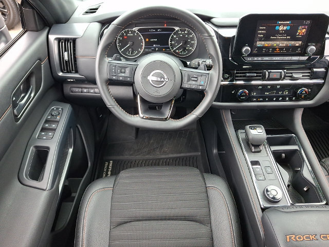 Used 2025 Nissan Pathfinder Rock Creek AWD/4WD image 3
