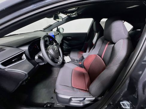 Used 2026 Toyota Corolla SE FWD image 14
