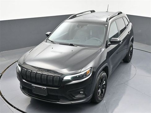 Used 2023 Jeep Cherokee Altitude Lux image 38