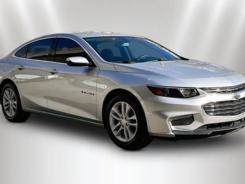 Used 2016 Chevrolet Malibu LT image 1