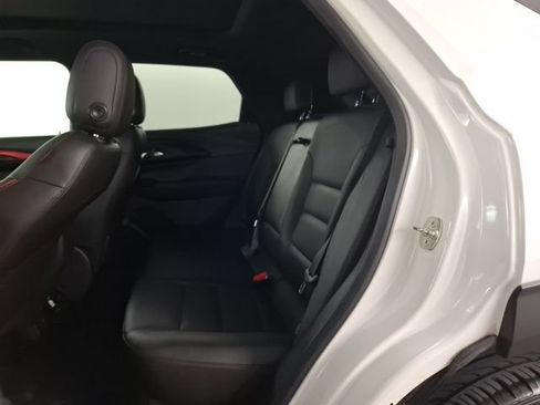 Used 2024 Chevrolet TrailBlazer RS w/ Convenience Package FWD image 10