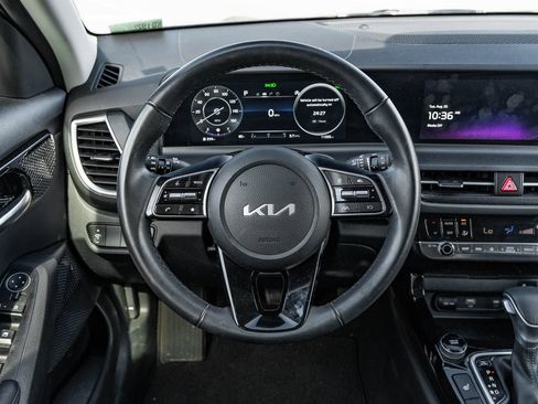 Used 2026 Kia Seltos EX w/ EX Sunroof Package AWD/4WD image 24