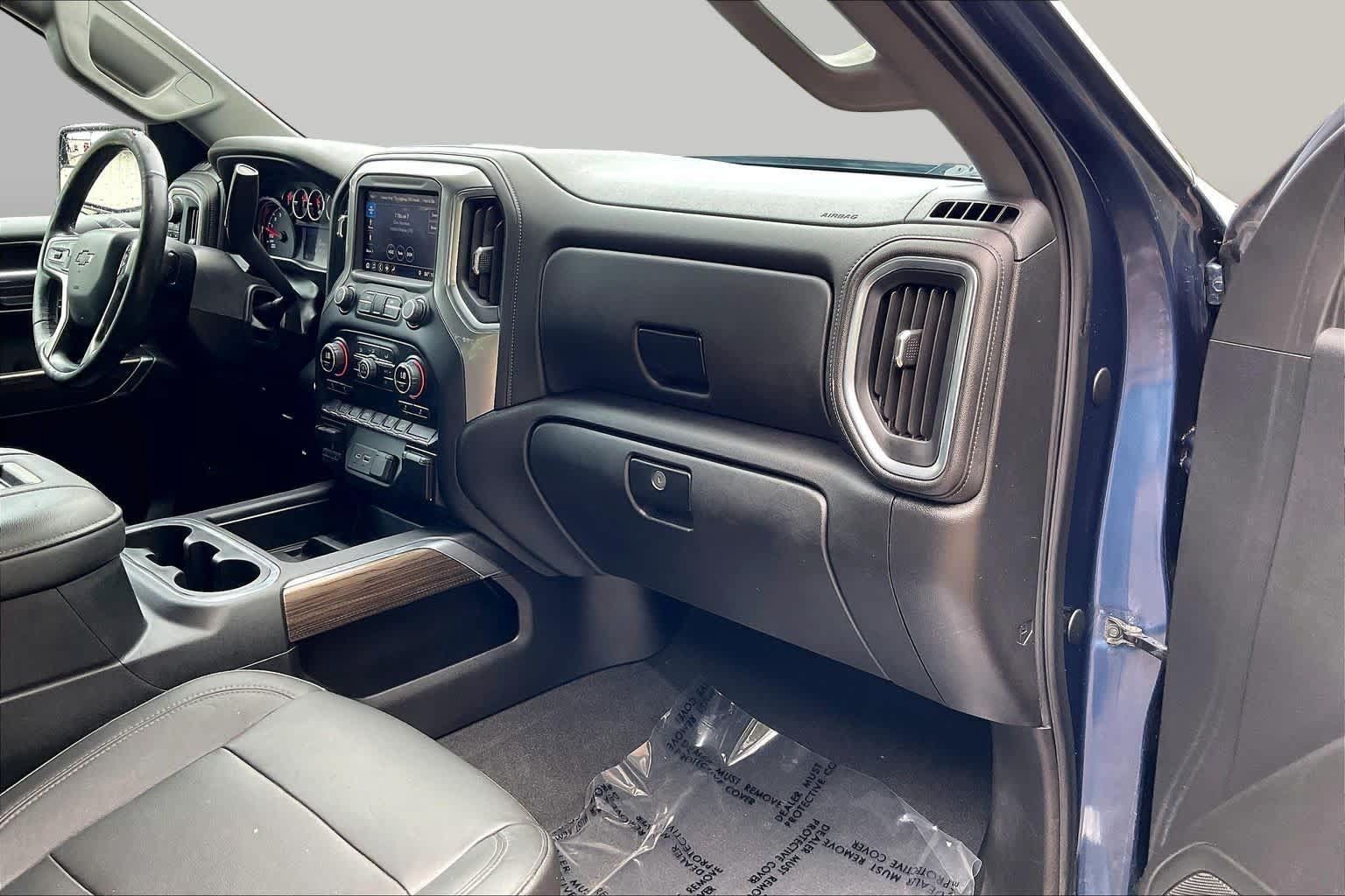 Used 2019 Chevrolet Silverado 1500 RST AWD/4WD image 16