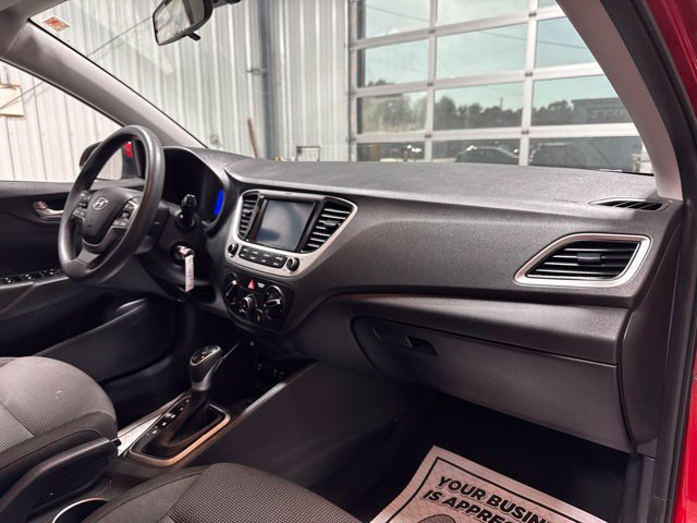 Used 2021 Hyundai Accent SEL FWD image 24