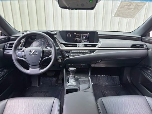 Used 2020 Lexus ES 350 w/ Premium Package FWD image 12