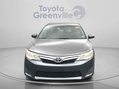 Used 2013 Toyota Camry LE image 21