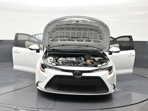 Used 2021 Toyota Corolla LE FWD image 33