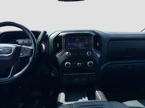 Used 2020 GMC Sierra 1500 SLT w/ SLT Premium Plus Package image 17
