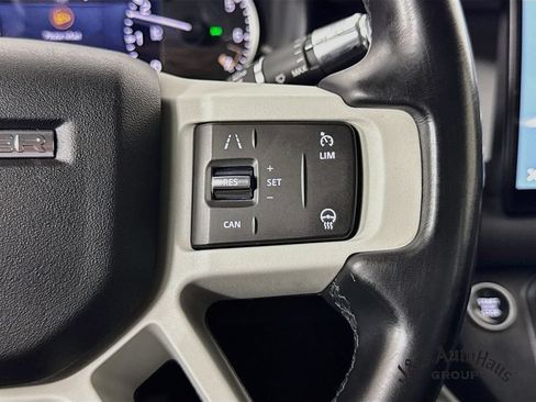 Used 2022 Land Rover Defender 110 S AWD/4WD image 14