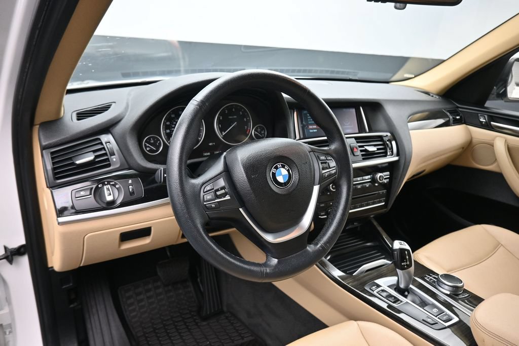 Used 2017 BMW X3 sDrive28i RWD image 13