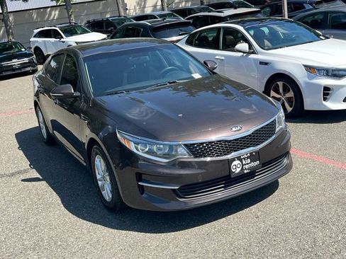 Used 2018 Kia Optima LX FWD image 5