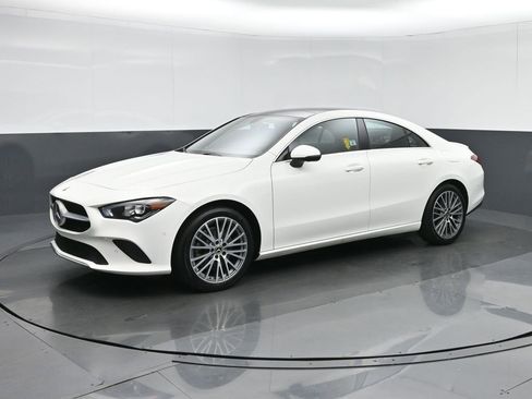 Used 2020 Mercedes-Benz CLA 250 CLA 250 image 3