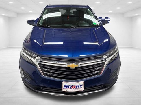 Used 2022 Chevrolet Equinox LT image 2
