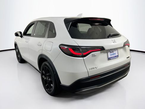 Used 2023 Honda HR-V Sport image 7