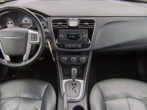 Used 2013 Chrysler 200 Limited image 15