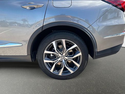 Used 2023 Acura MDX FWD w/ Technology Package image 11