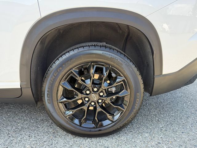 Certified 2026 Chevrolet Traverse LT w/ Midnight/Sport Edition AWD/4WD image 26