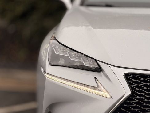 Used 2016 Lexus NX 200t 200t image 4