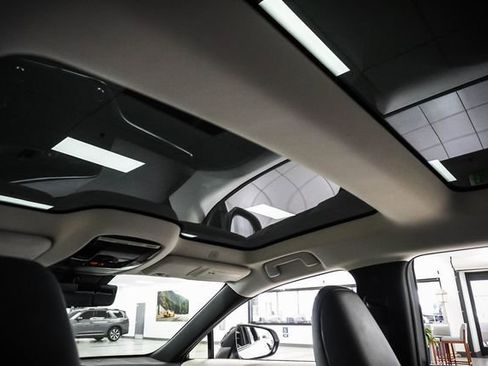 Used 2024 Lexus RZ 300e Premium w/ Technology Package image 20