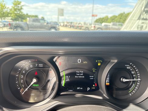 New 2025 Jeep Wrangler Unlimited Sport S 4xe w/ Convenience Group AWD/4WD image 29