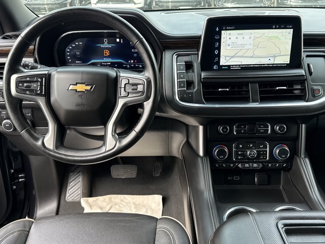 Used 2023 Chevrolet Suburban Premier AWD/4WD image 7
