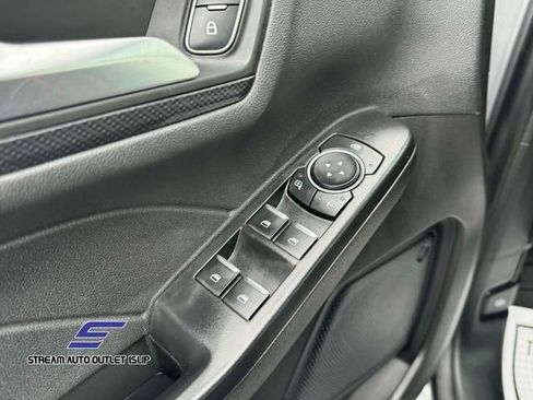 Used 2024 Ford Escape ST-Line image 16