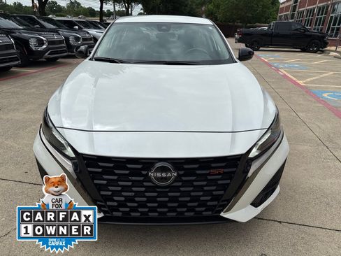 Used 2024 Nissan Altima 2.5 SR AWD/4WD image 8
