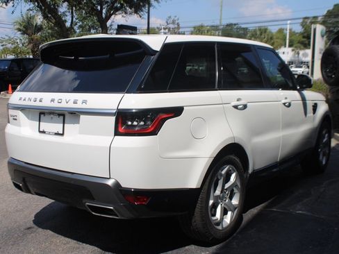 Used 2018 Land Rover Range Rover Sport HSE image 8